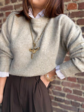 Charger l'image dans la galerie, Pull kaki beige col victorien