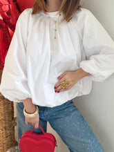 Charger l'image dans la galerie, Blouse blanche à noeud
