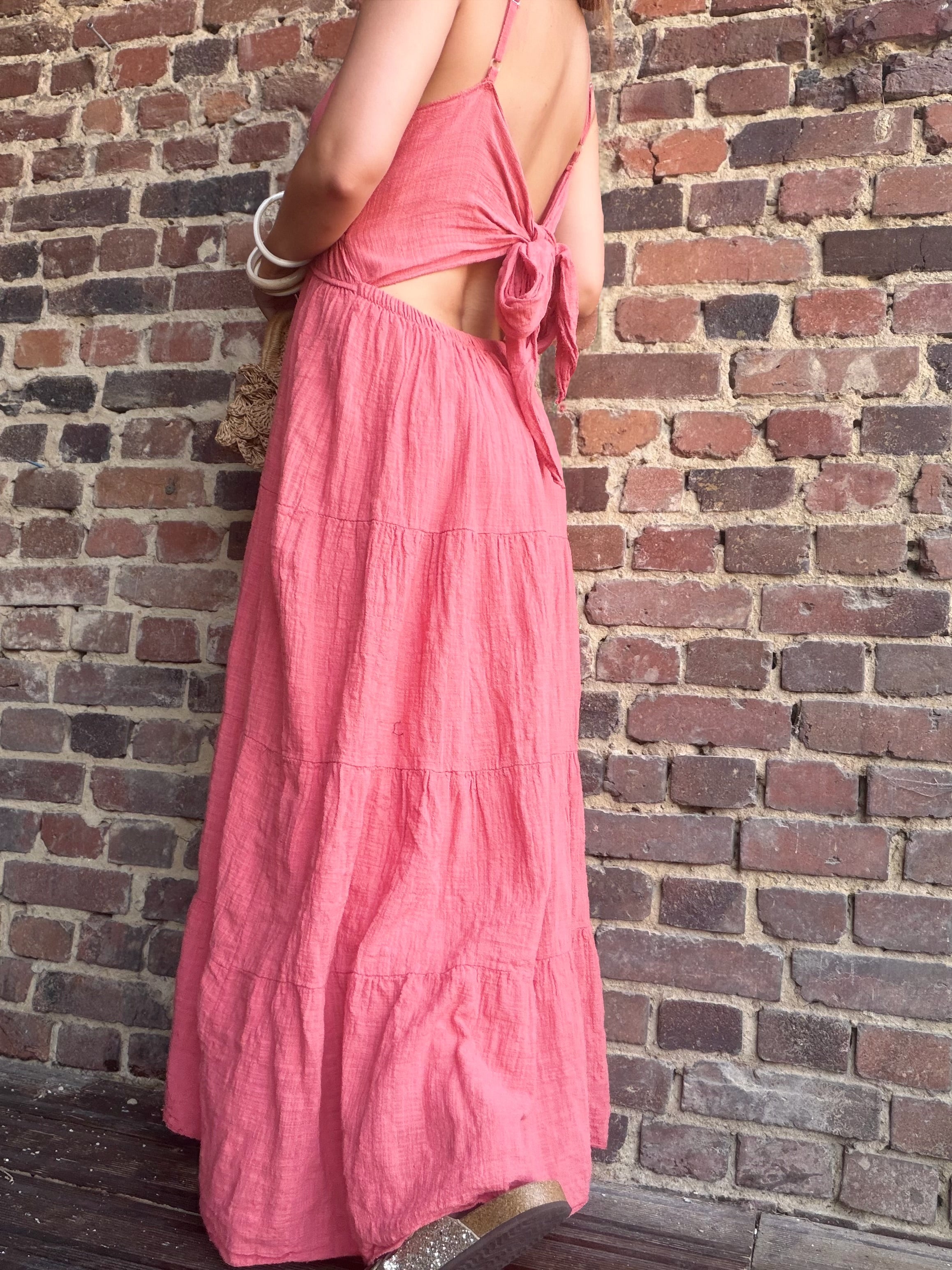 Robe dos nu noeud corail