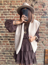 Charger l&#39;image dans la galerie, Veste sans manches beige
