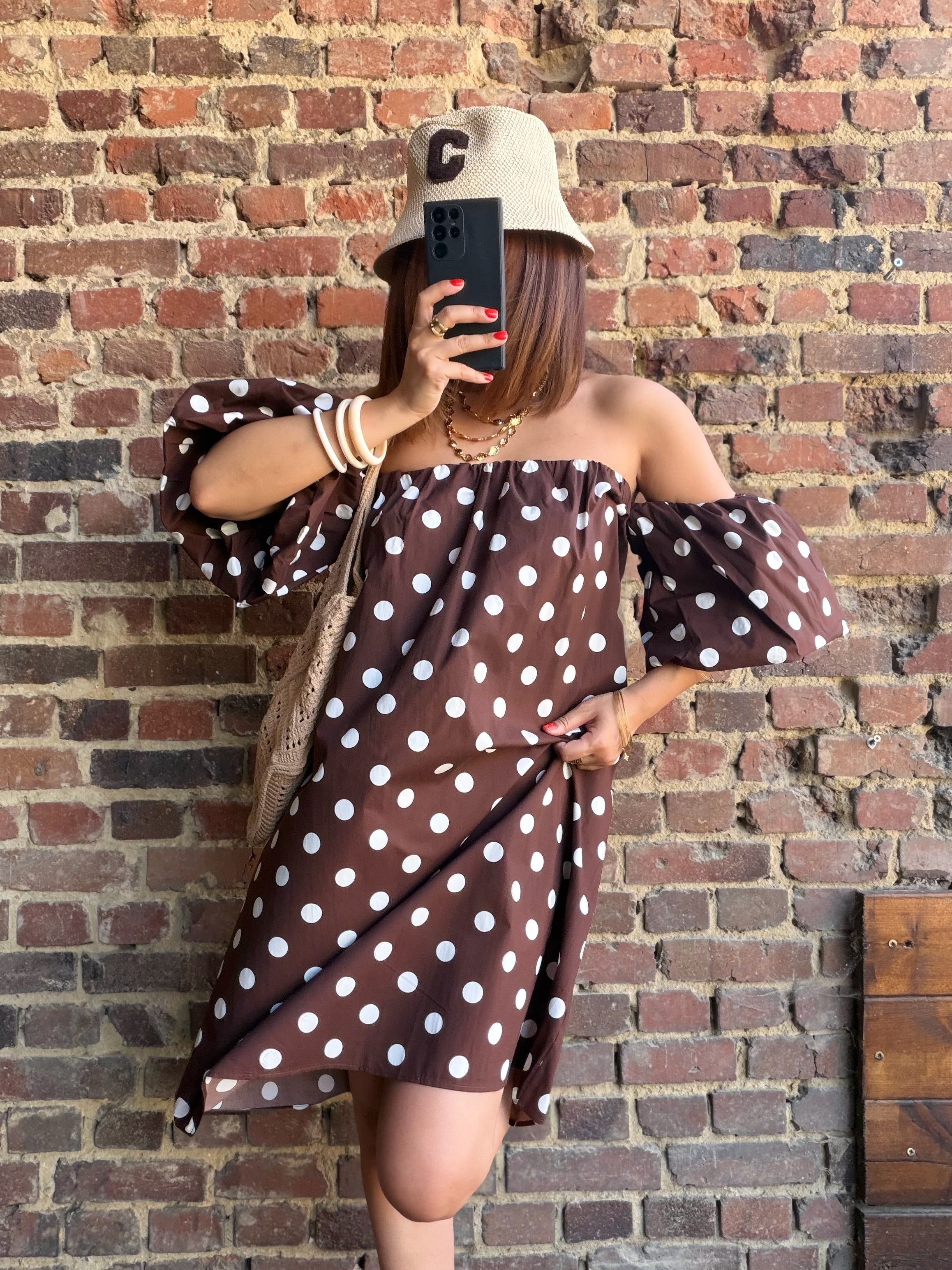 Robe épaules nues chocolat à pois