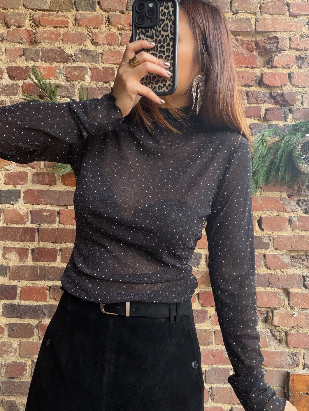 Top transparent noir à strass