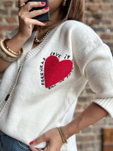 Charger l&#39;image dans la galerie, Gilet oversize grand cœur beige
