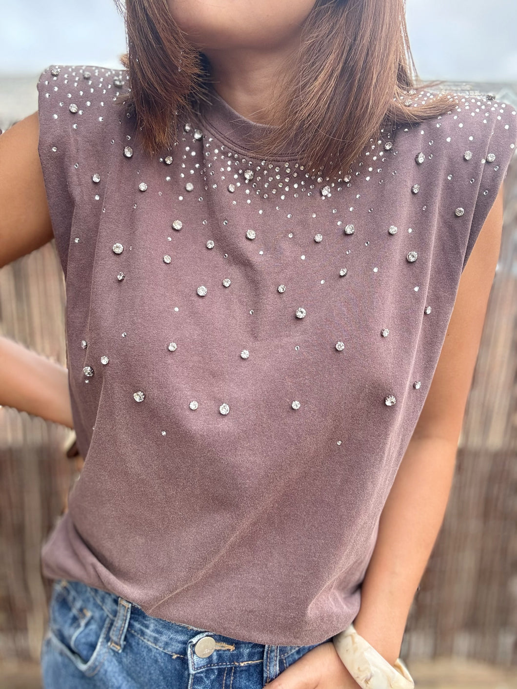 Top marron strass