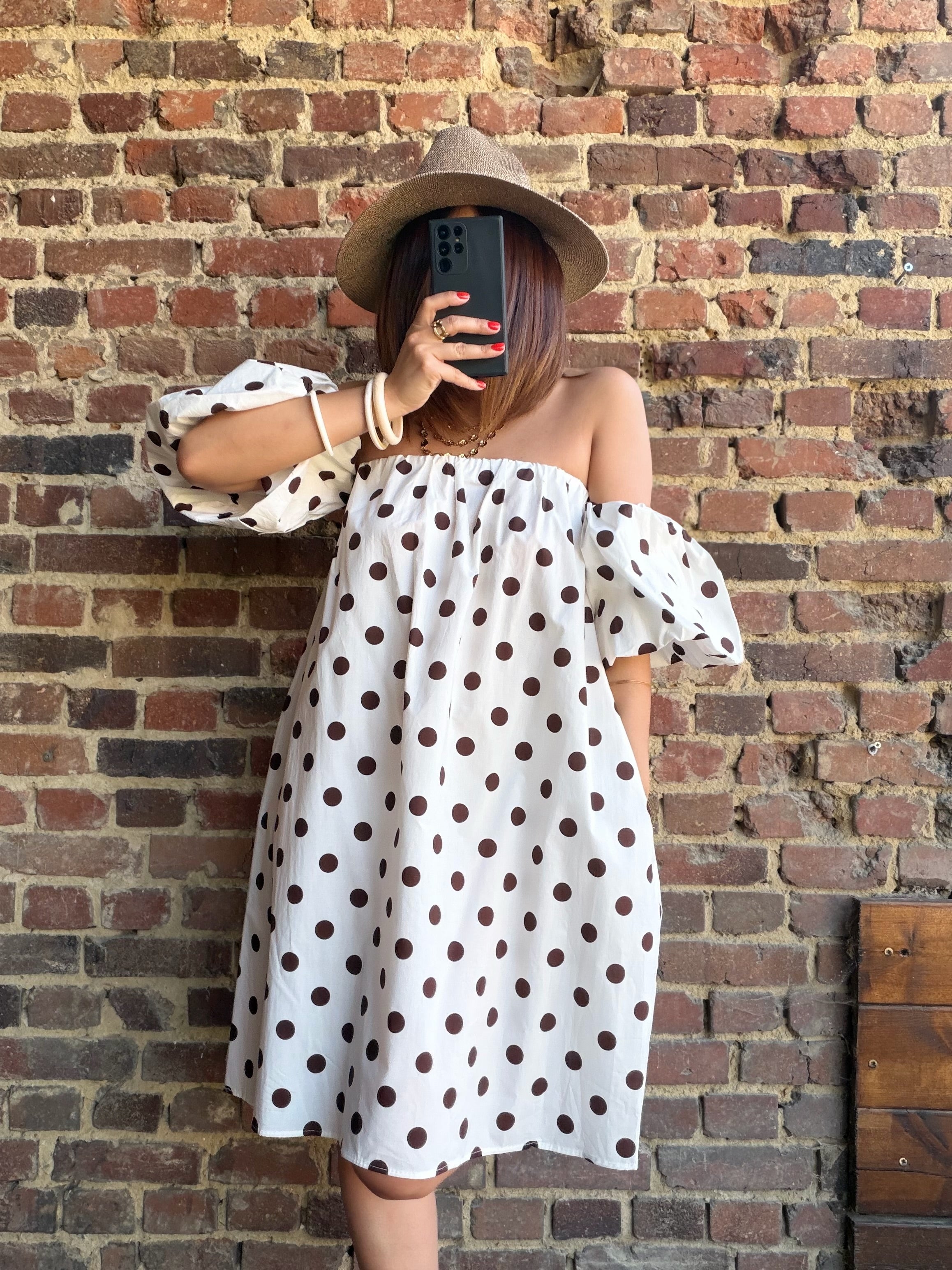 Robe épaules nues écrue à pois