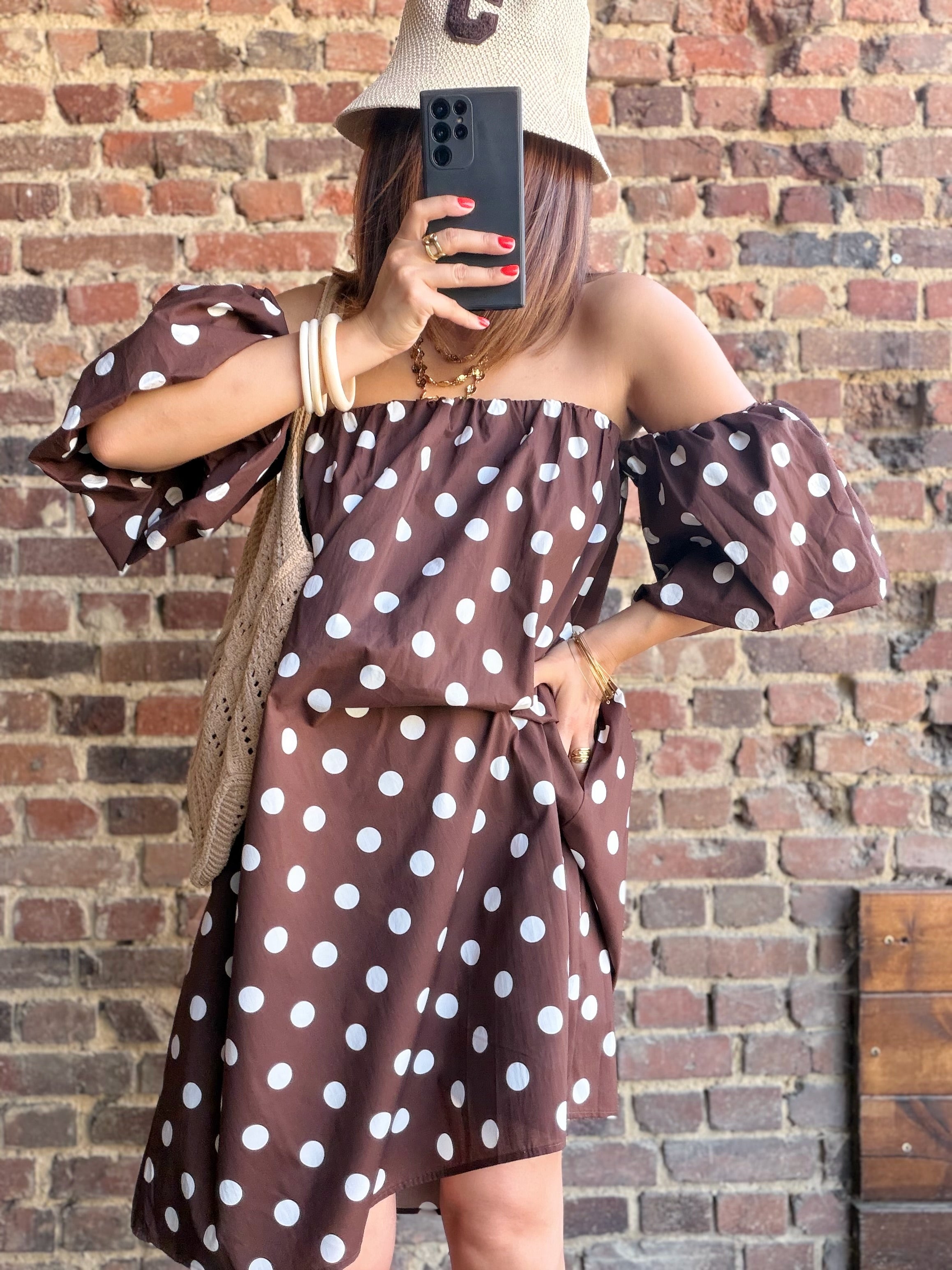 Robe épaules nues chocolat à pois