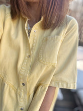 Charger l&#39;image dans la galerie, Robe jaune en jean
