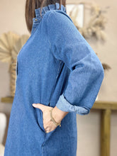 Charger l&#39;image dans la galerie, Robe jean col victorien
