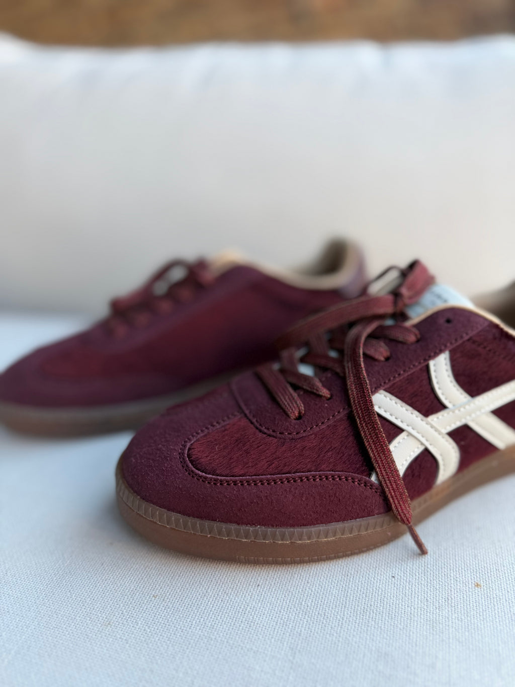 Baskets bordeaux