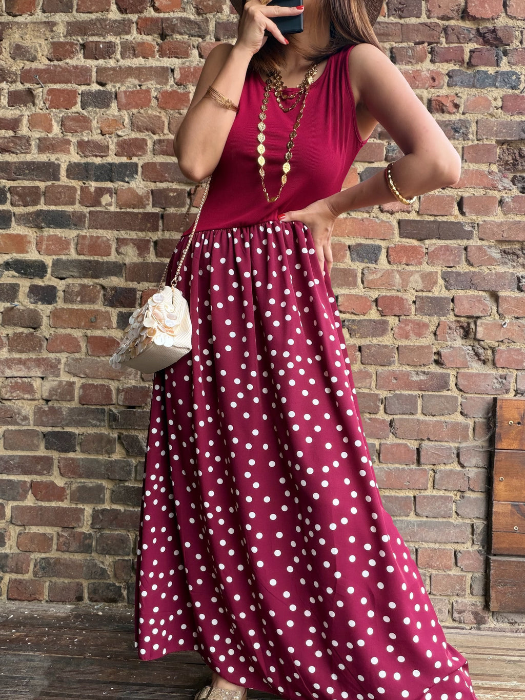 Robe à pois bordeaux