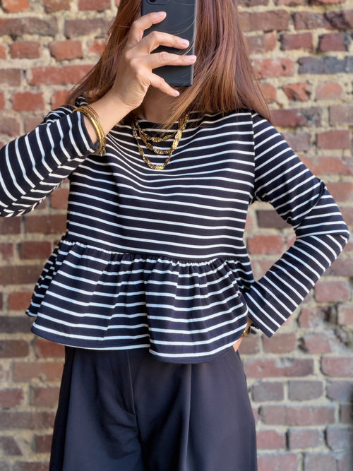 Blouse noire  rayé péplum