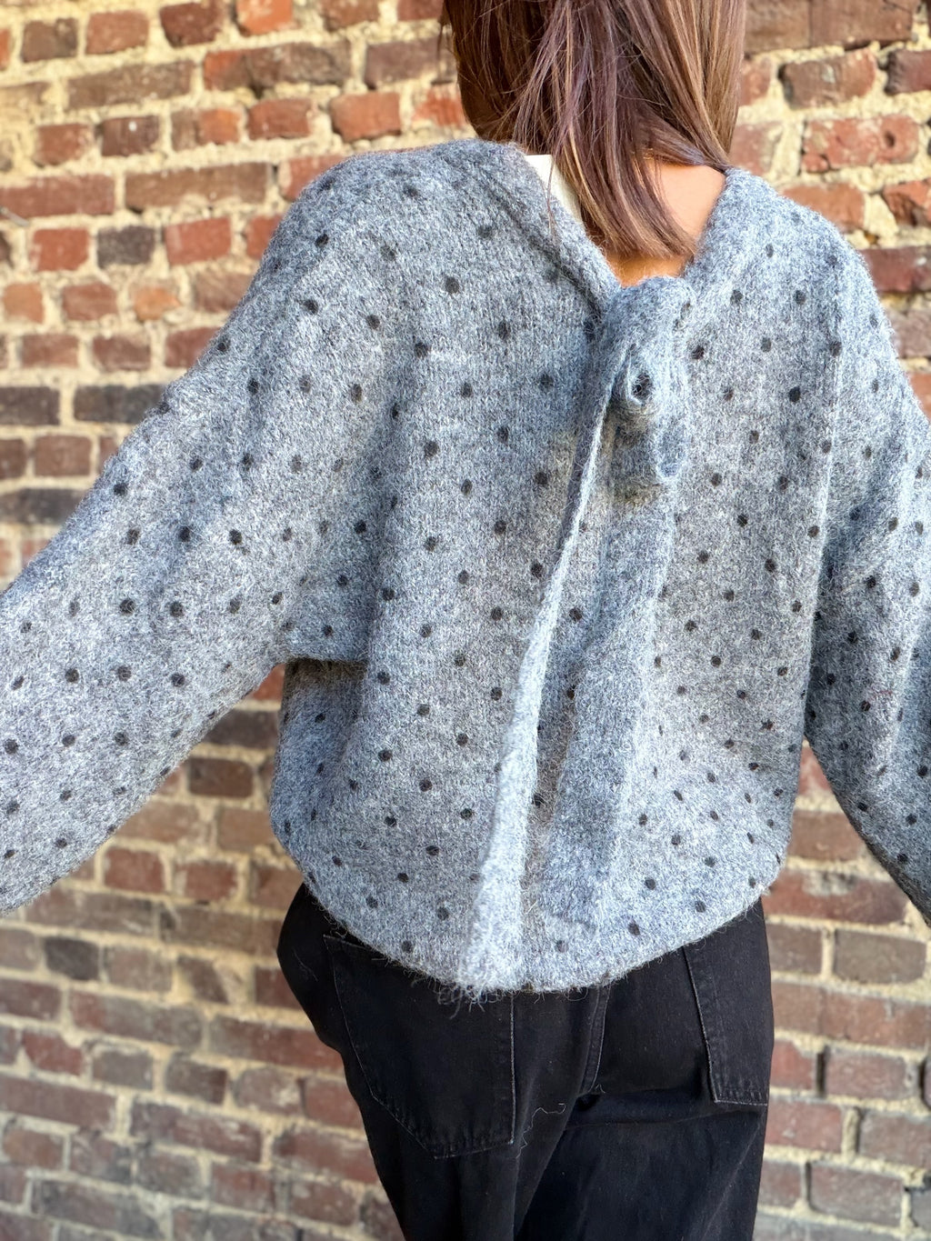 Pull gris oversize à pois
