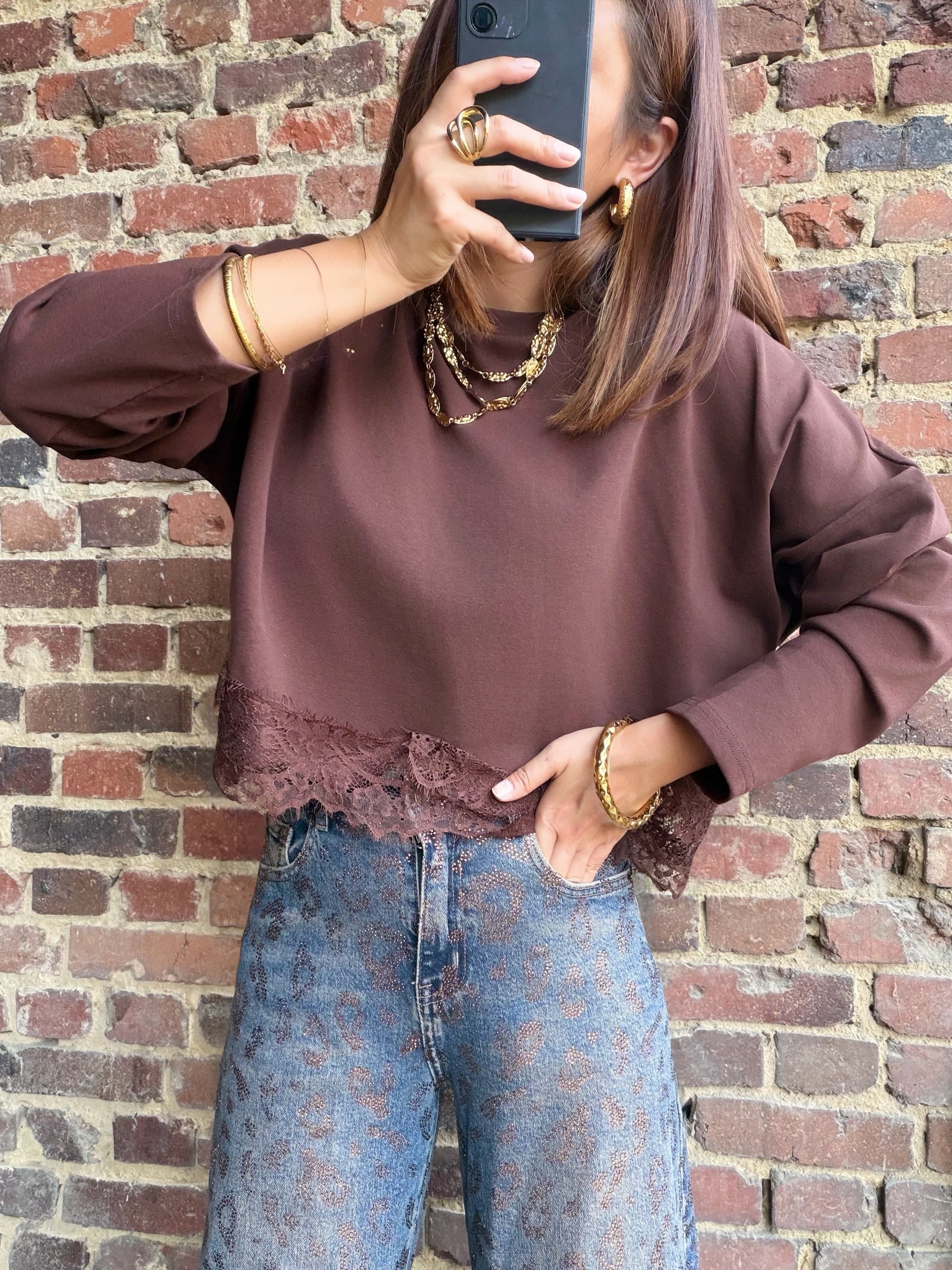 T-shirt choco manches longues bas en dentelle