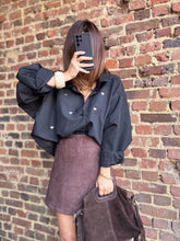 Charger l&#39;image dans la galerie, Chemisier oversize avec coeurs métallisés
