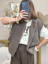 Charger l&#39;image dans la galerie, Veste sans manches choco
