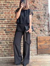 Charger l&#39;image dans la galerie, Combinaison noire en dentelle
