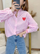 Charger l'image dans la galerie, Chemise rayée rose love
