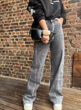 Charger l&#39;image dans la galerie, Jean gris à paillettes
