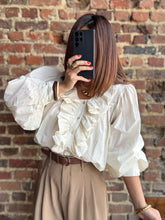 Charger l&#39;image dans la galerie, Blouse écrue
