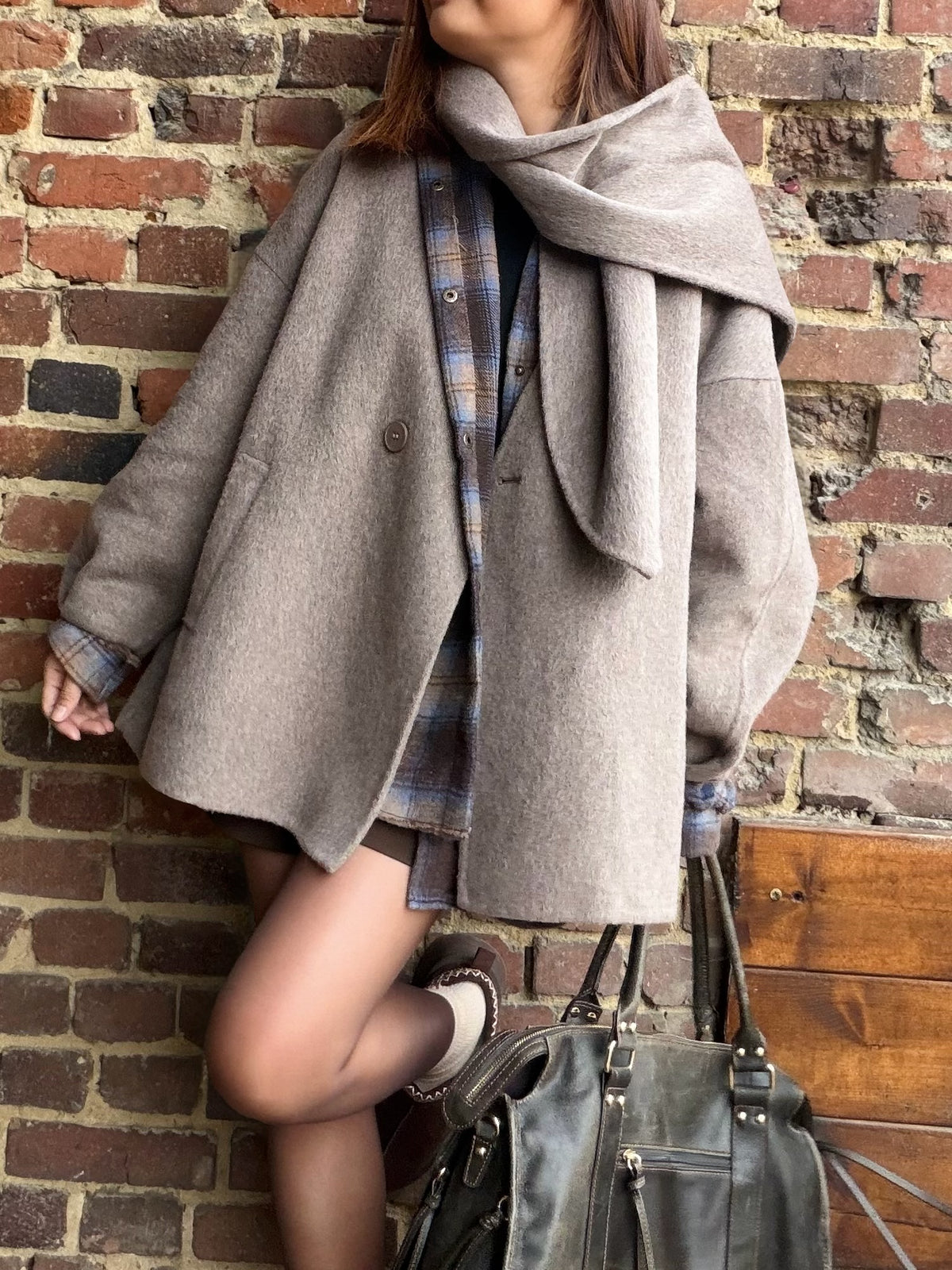 Manteau avec écharpe en laine oversize