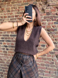 Pull choco sans manches col V