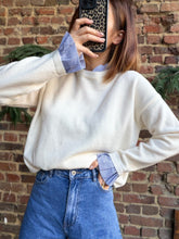 Charger l'image dans la galerie, Pull blanc avec détails chemise
