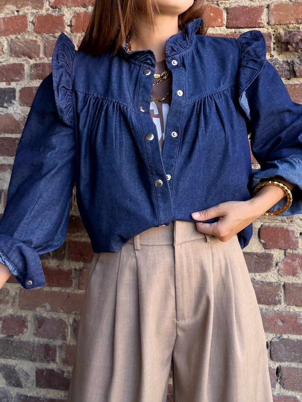 Sur chemise bleu