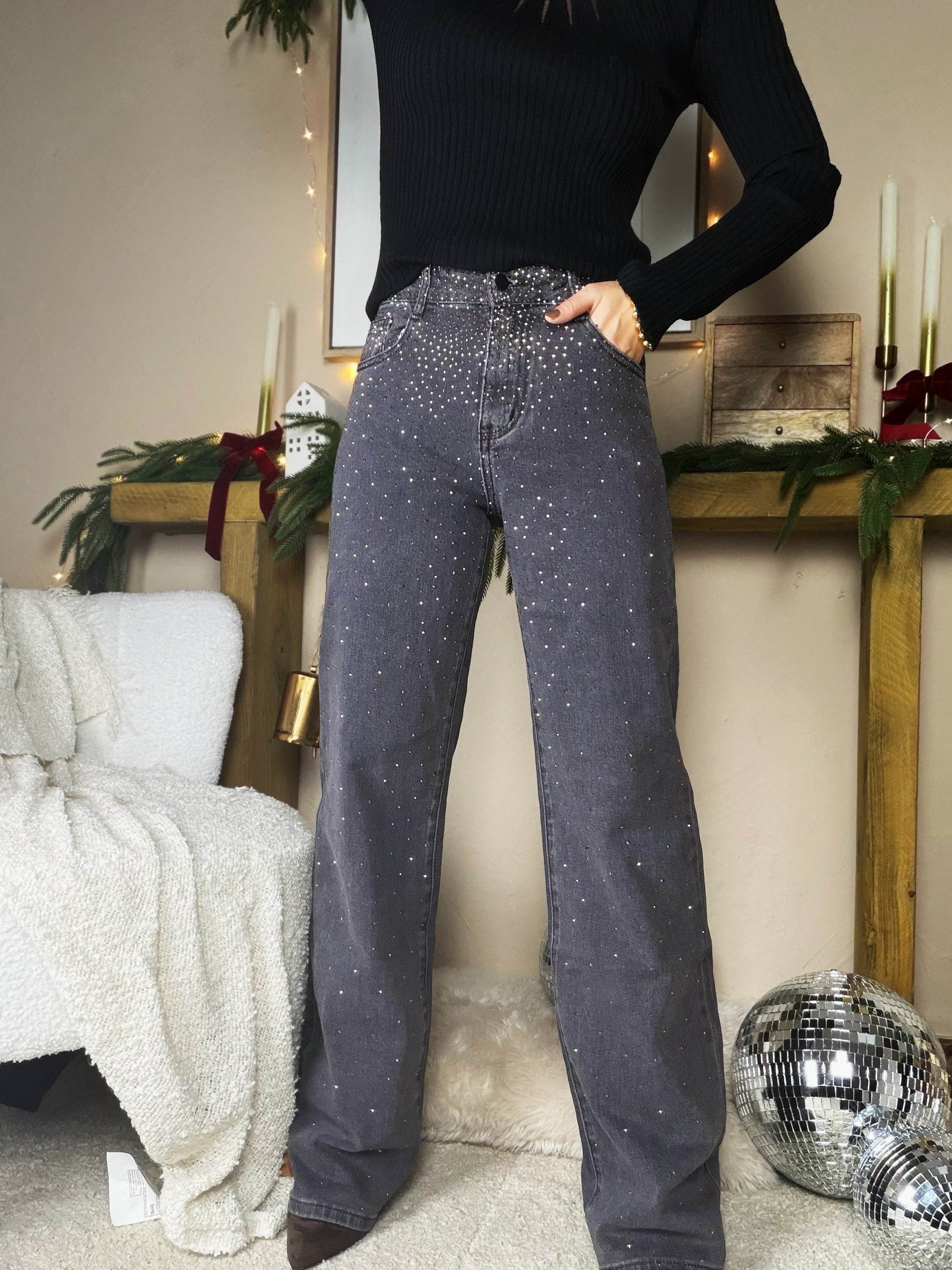 Jean gris foncé à paillettes