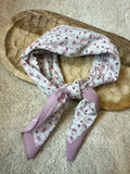 Foulard écru et rose