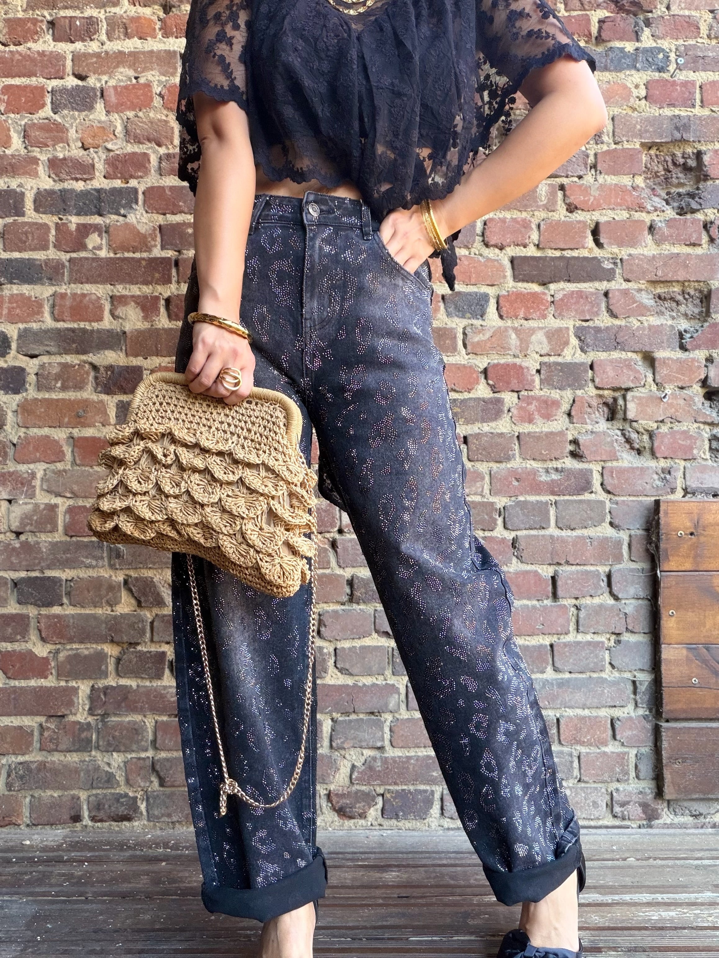Jean ballon noir avec strass léopard