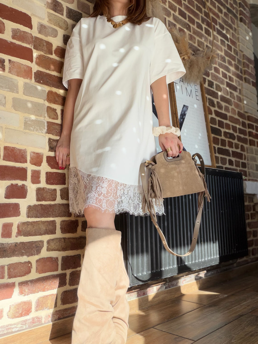 Robe blanc bas dentelle