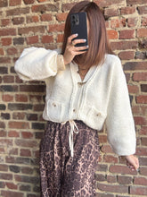 Charger l&#39;image dans la galerie, Gilet écru moumoute

