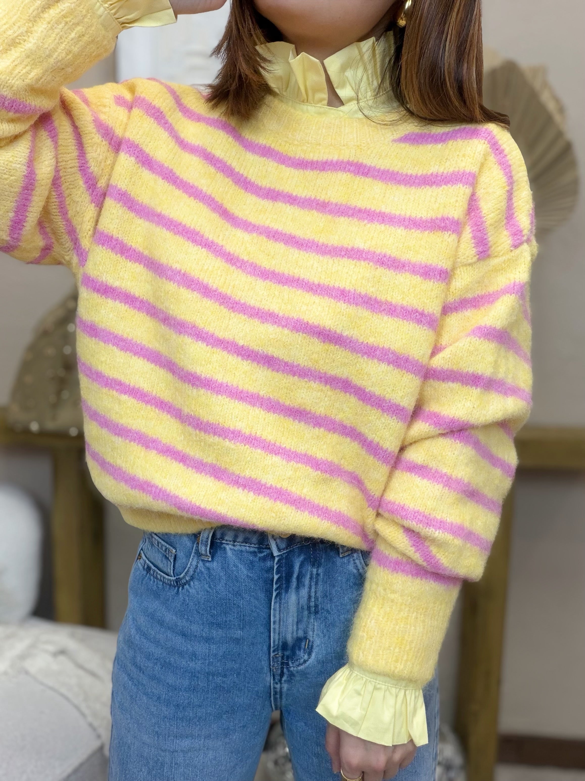 Chemise jaune col victorien