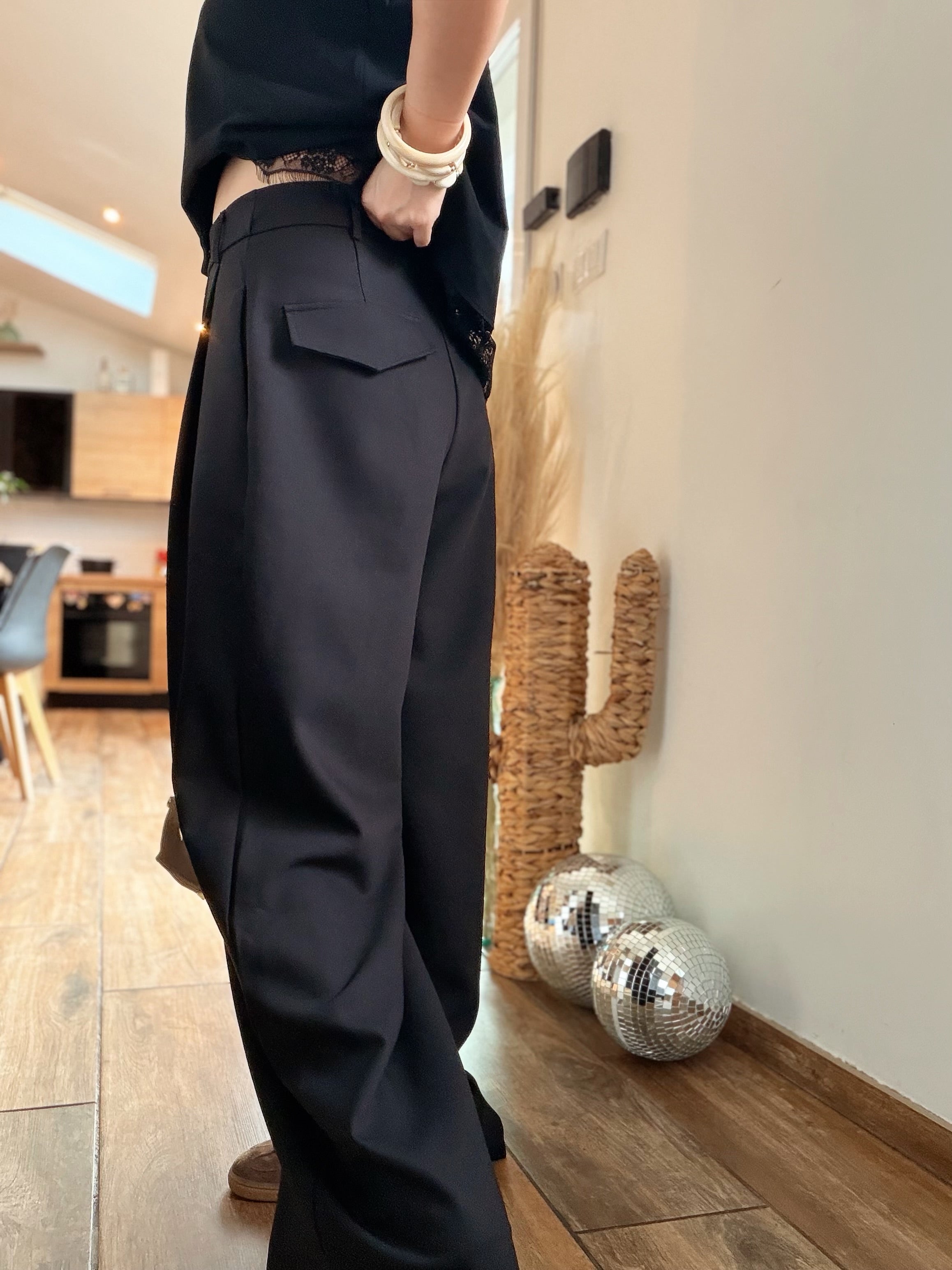 Pantalon noir à pince