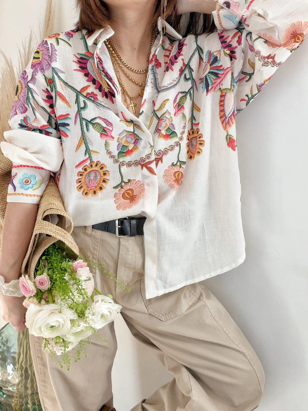 Chemise à fleurs imprimées