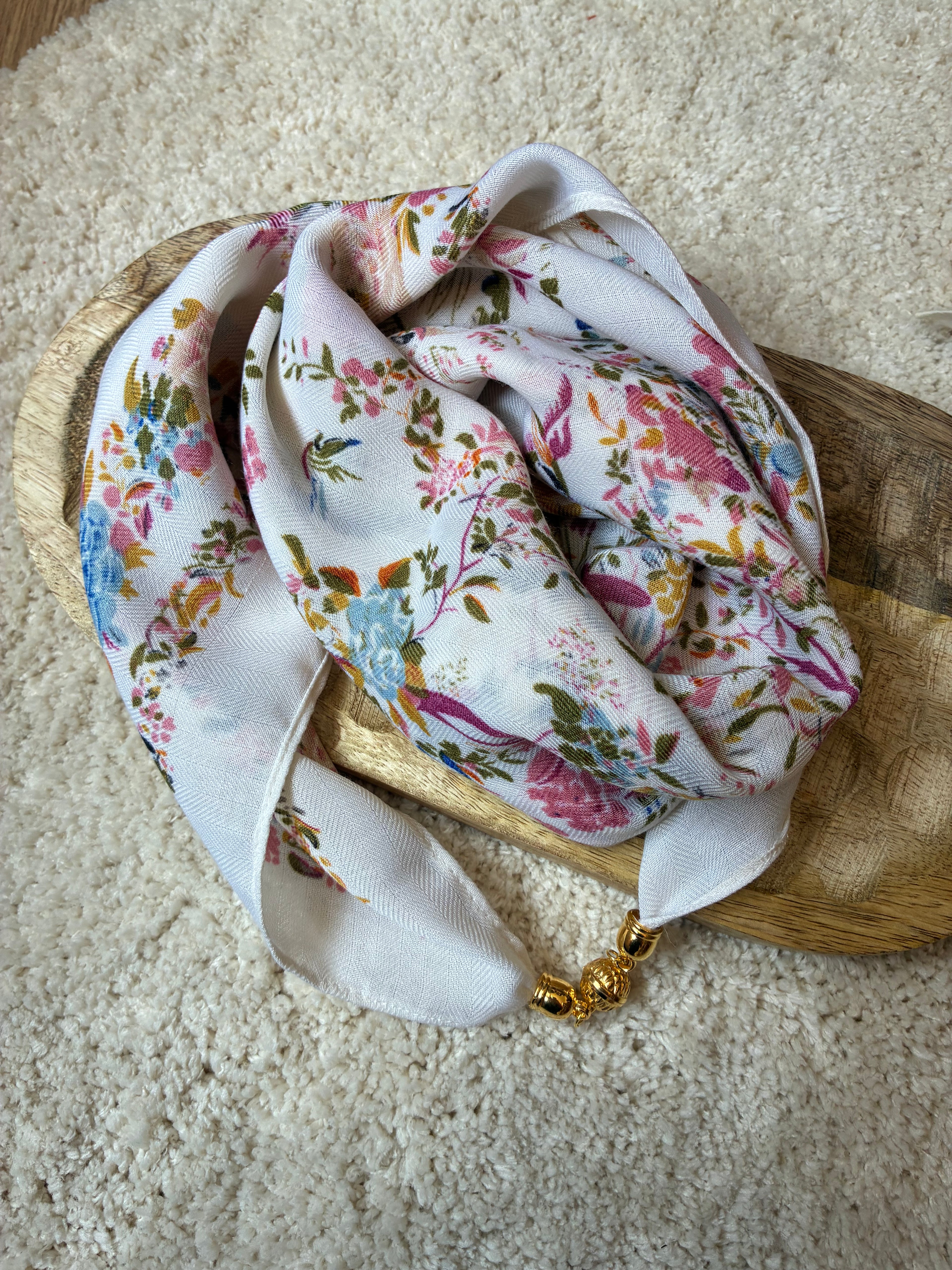 Foulard fleuri