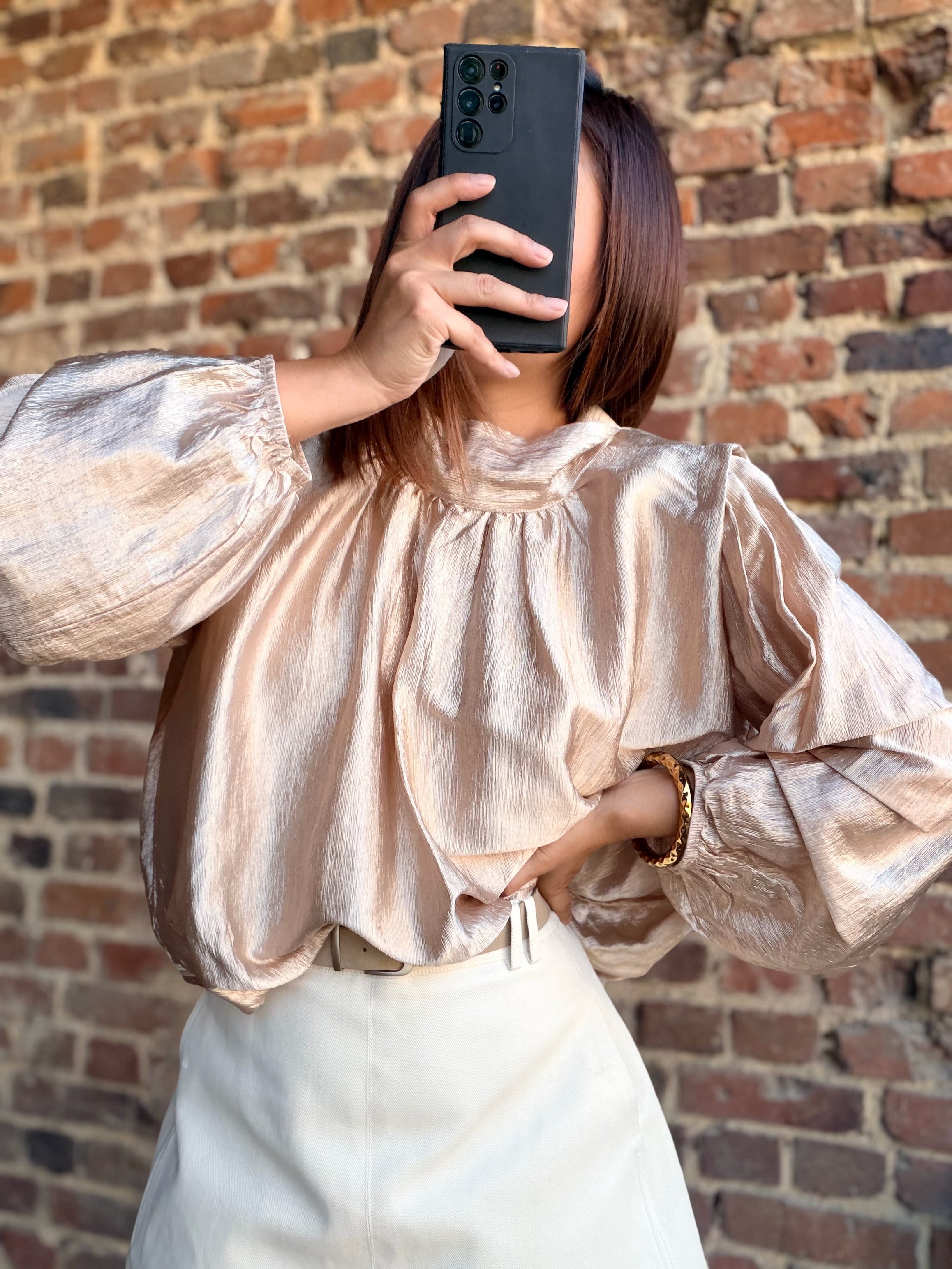 Blouse dorée