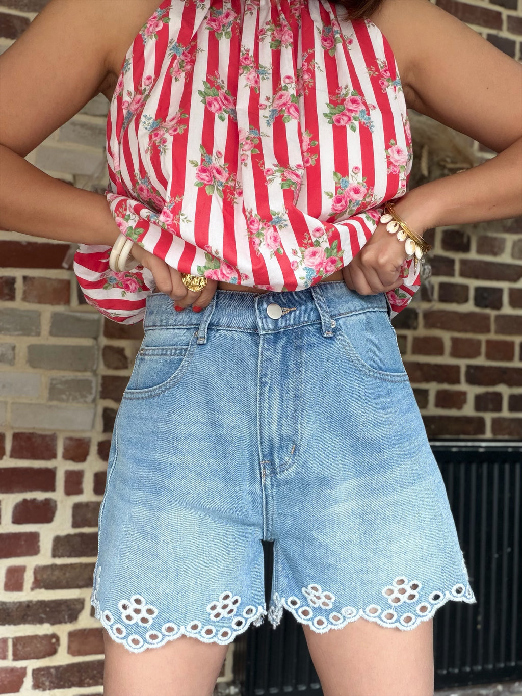Short jean fleurs