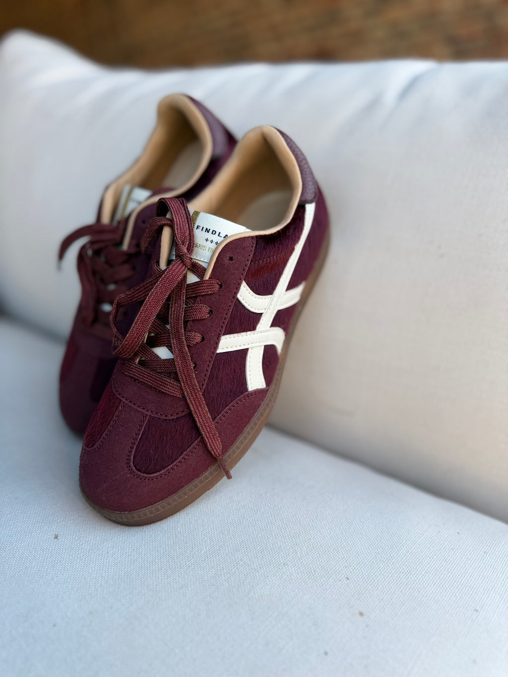 Baskets bordeaux
