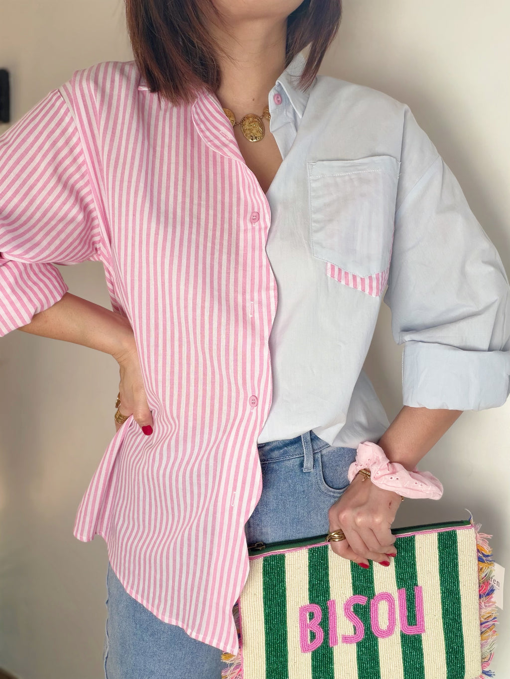 Chemisier rose et bleu