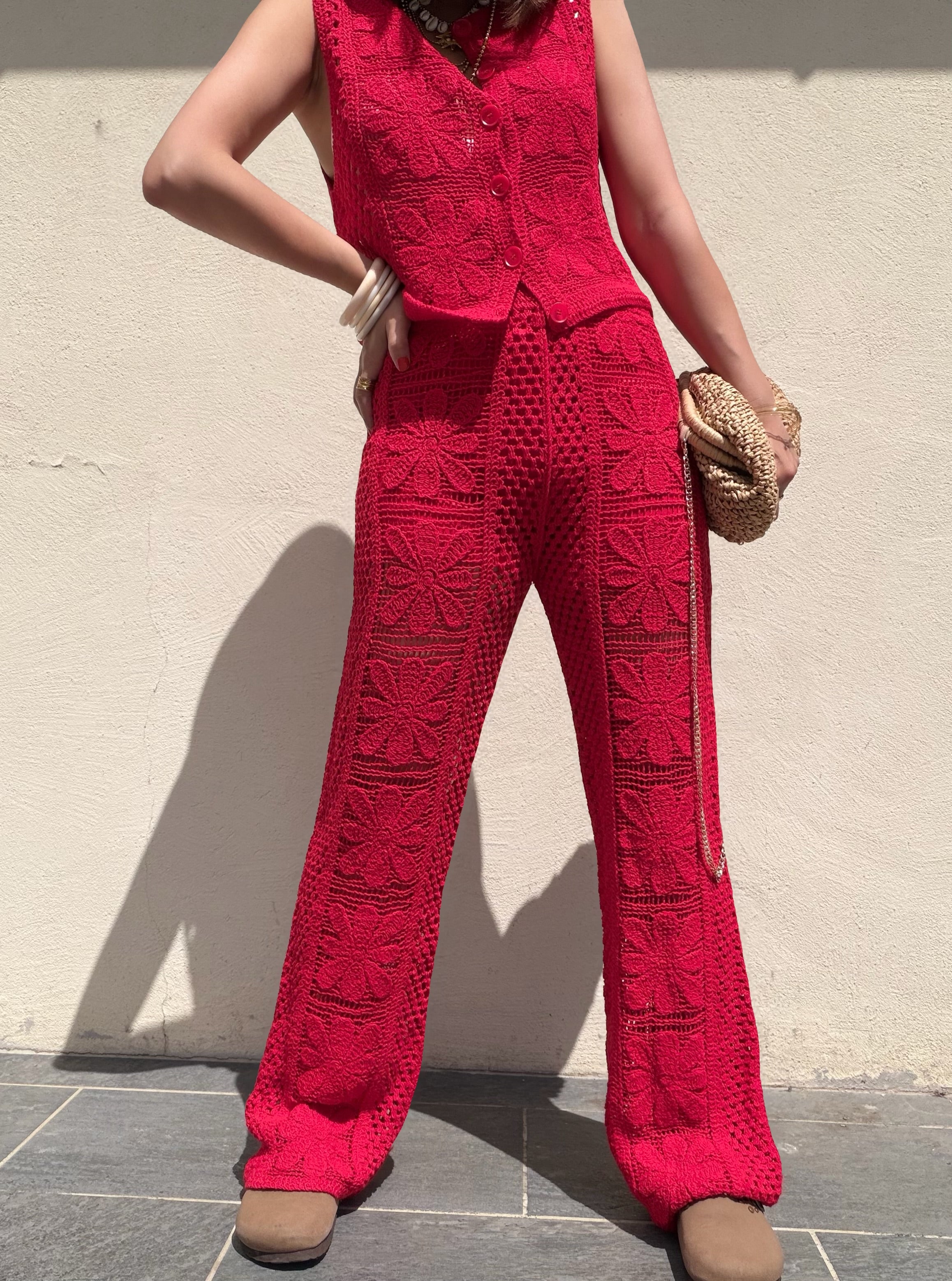 Pantalon rouge crochet