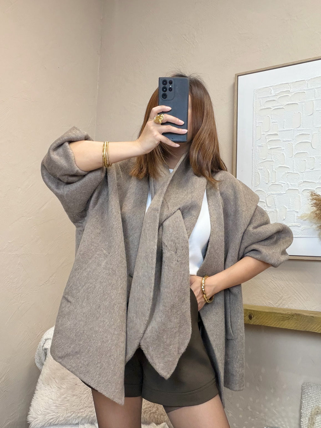 Manteau avec écharpe en laine oversize
