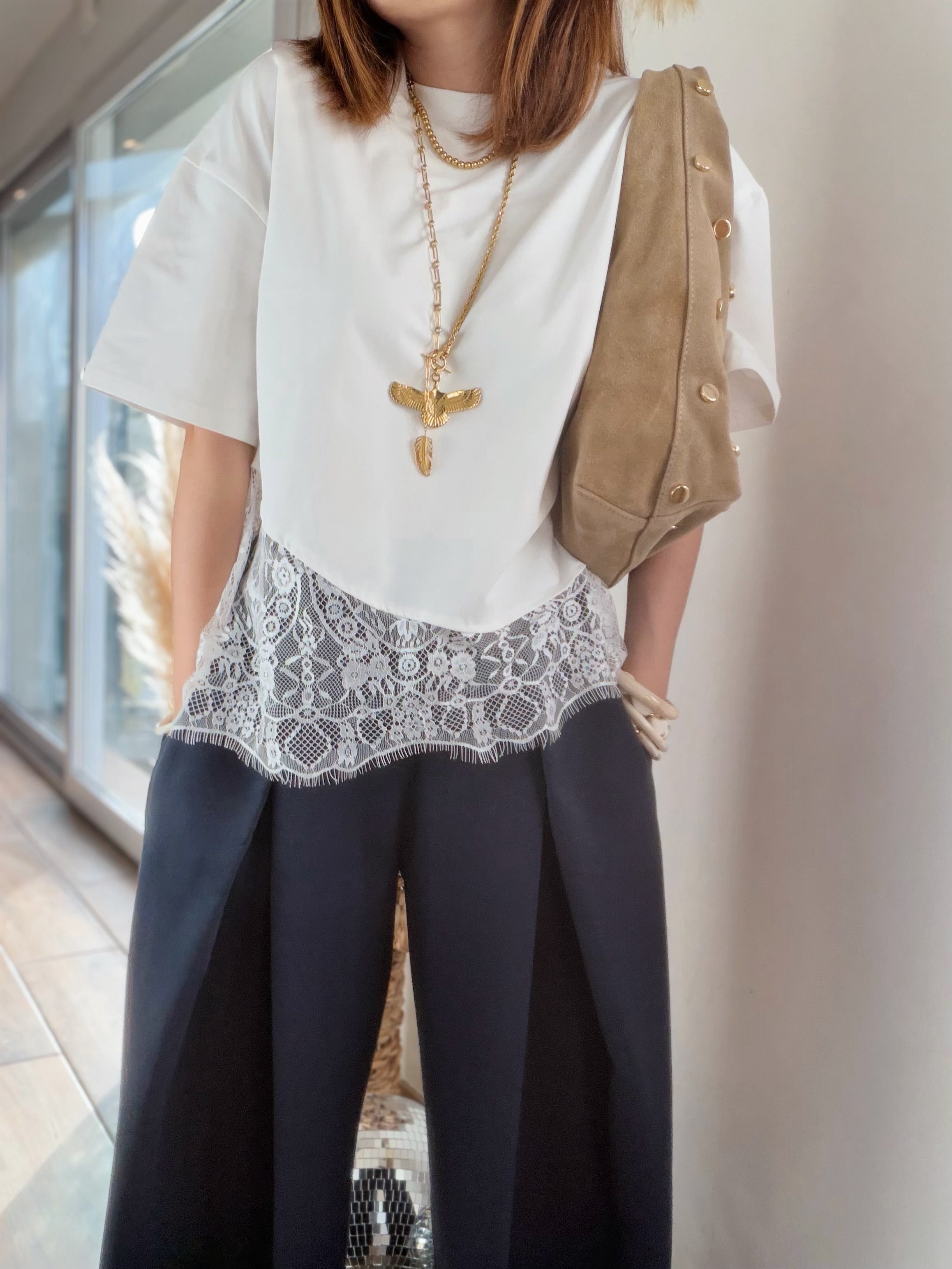 T-shirt blanc bas dentelle