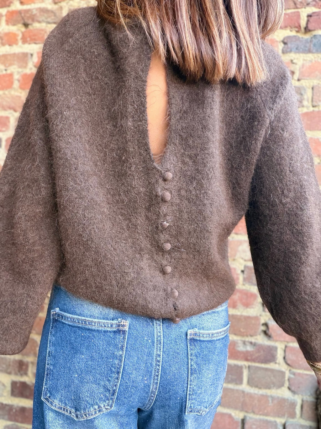Pull choco avec dos ouvert