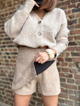 Charger l&#39;image dans la galerie, Gilet écru col V
