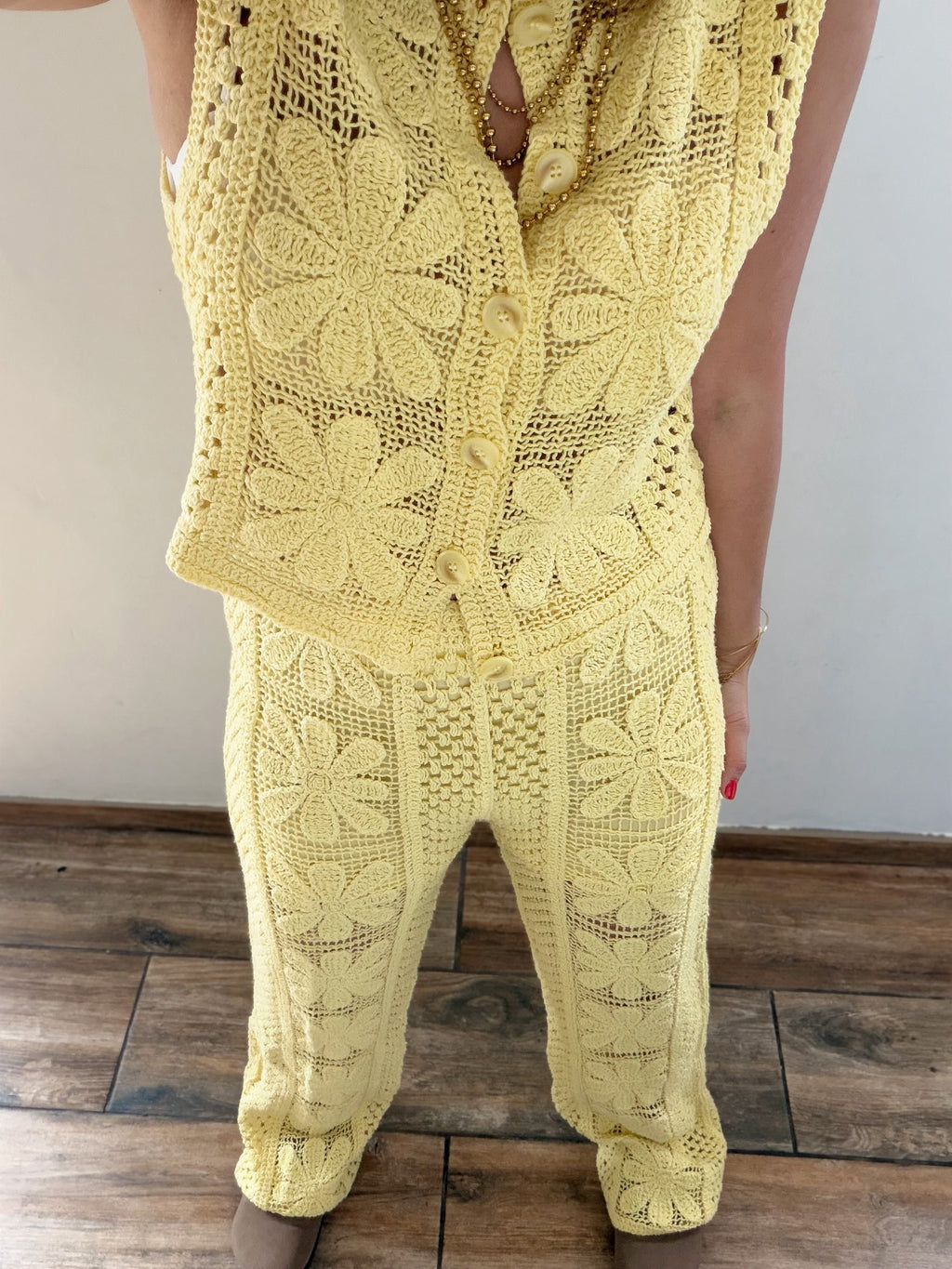 Pantalon jaune crochet