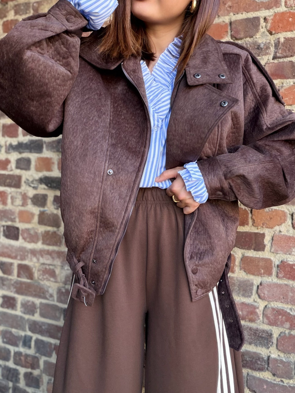 Blouson choco effet poil court col haut
