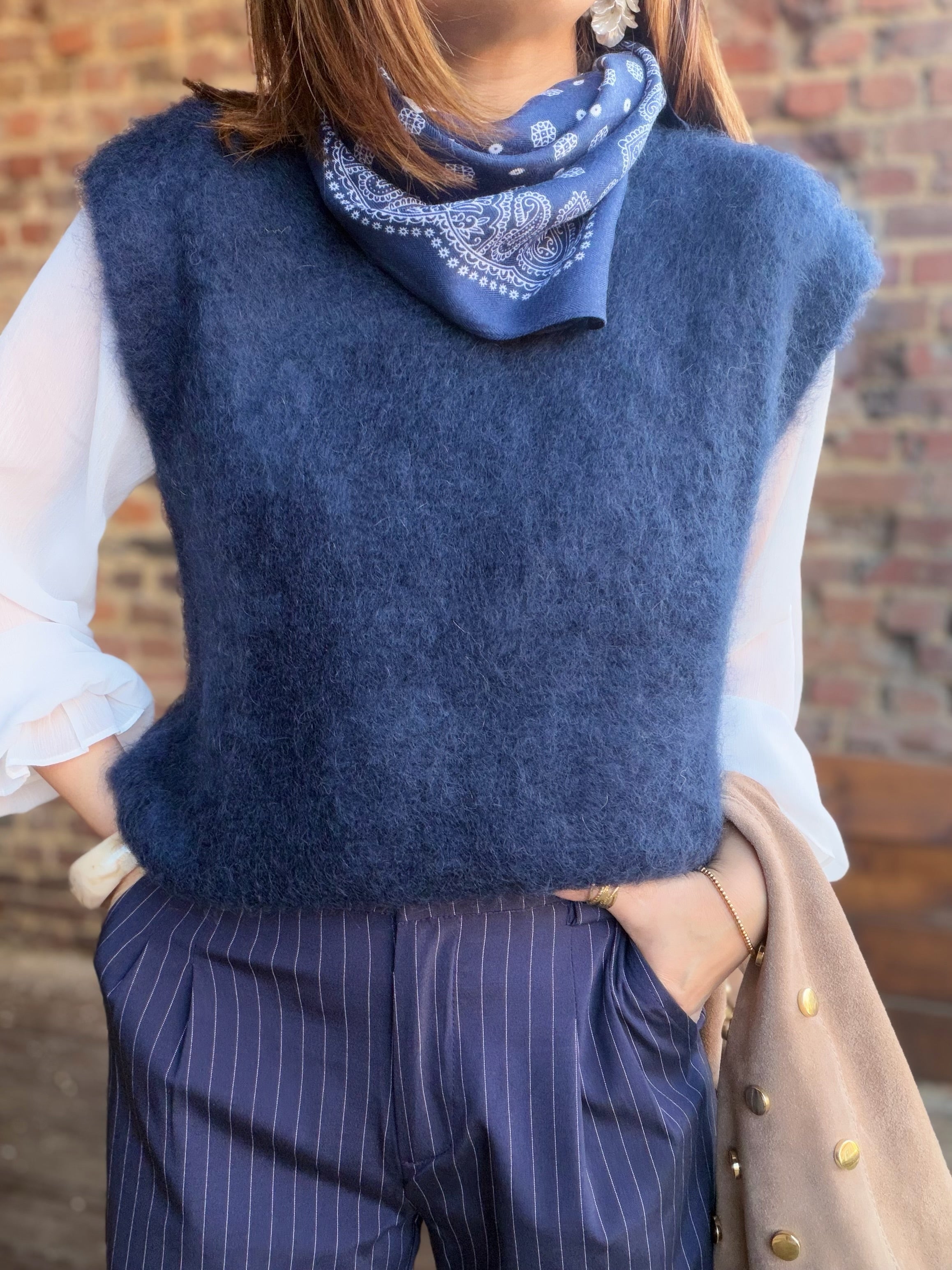 Pull sans manches bleu marine