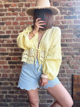 Charger l&#39;image dans la galerie, Blouse jaune
