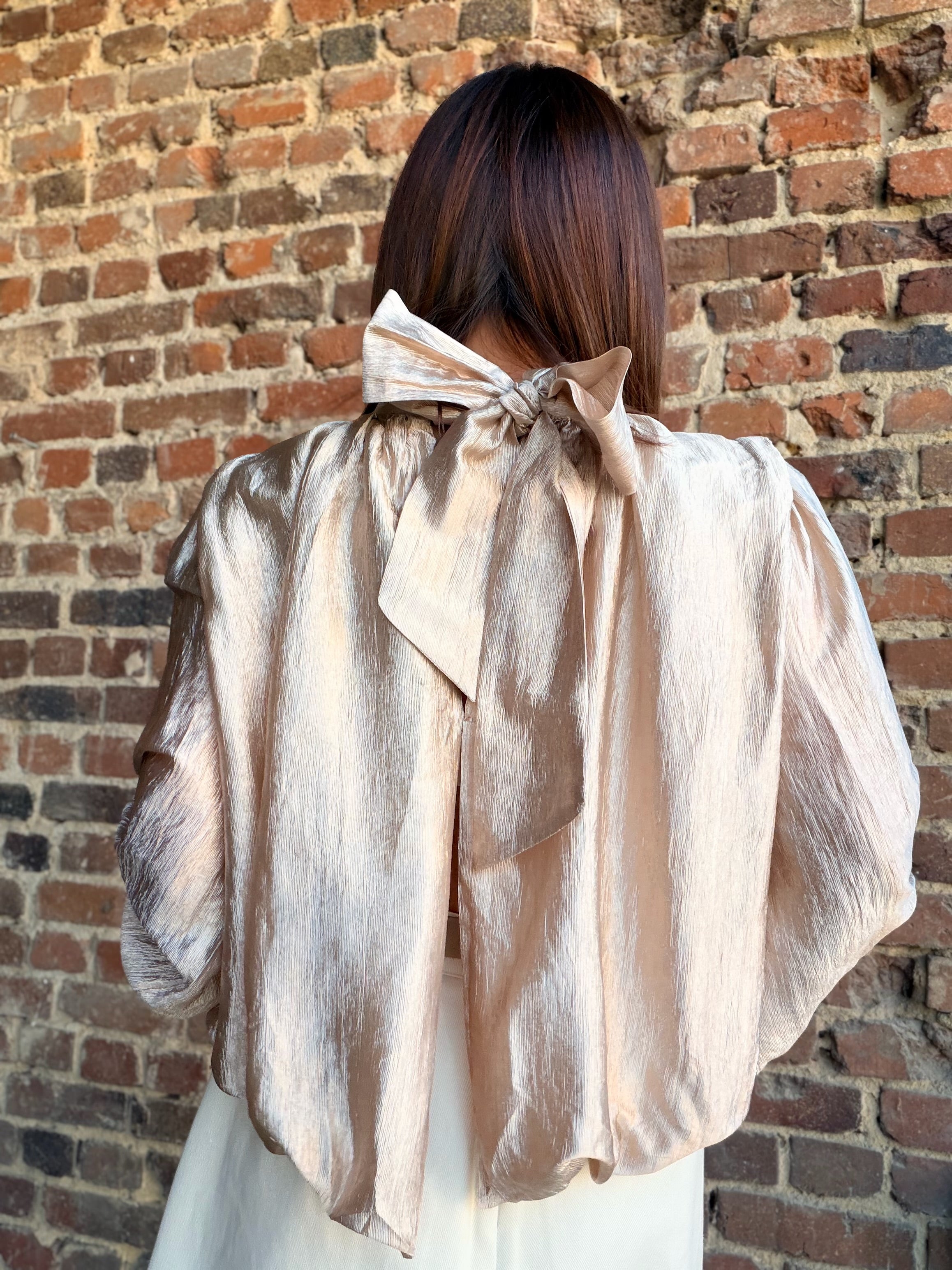 Blouse dorée